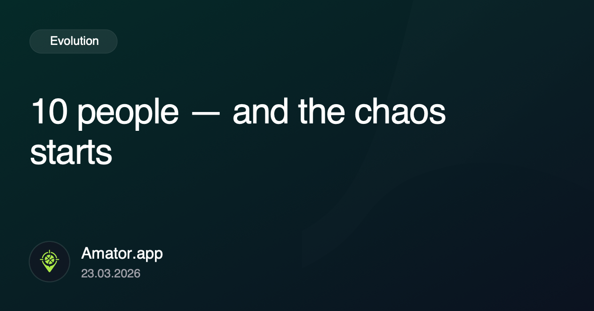10 people: the point where chaos starts to appear